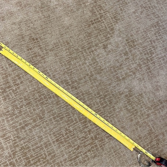 Gucci, vintage belt, yellow strap, and there is a black scratch on it - Picture 6 of 8